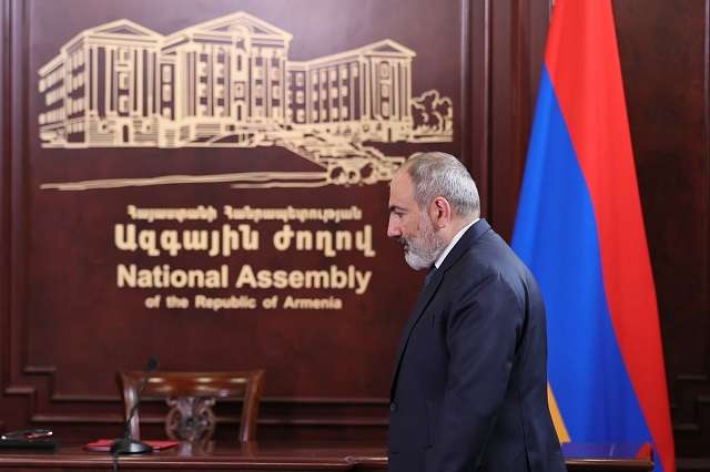 Премьер-министр Никол Пашинян в Парламенте Армении