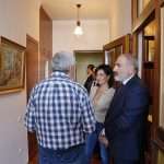 Никол Пашинян вместе с супругой Анной Акопян посетили мастерскую и художественную галерею Народного художника Республики Армения Валмара